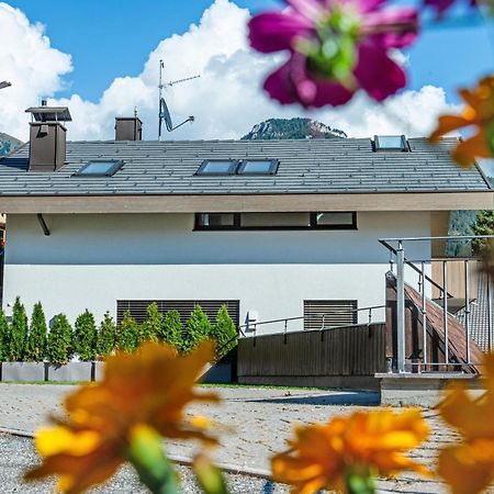 Apartments Dami Ортизей Екстериор снимка