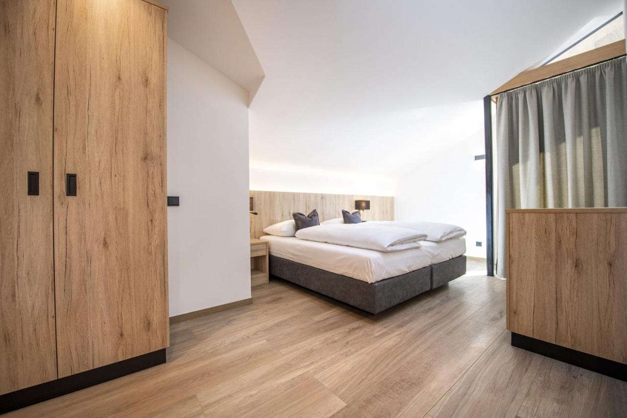 Apartments Dami Ортизей Екстериор снимка
