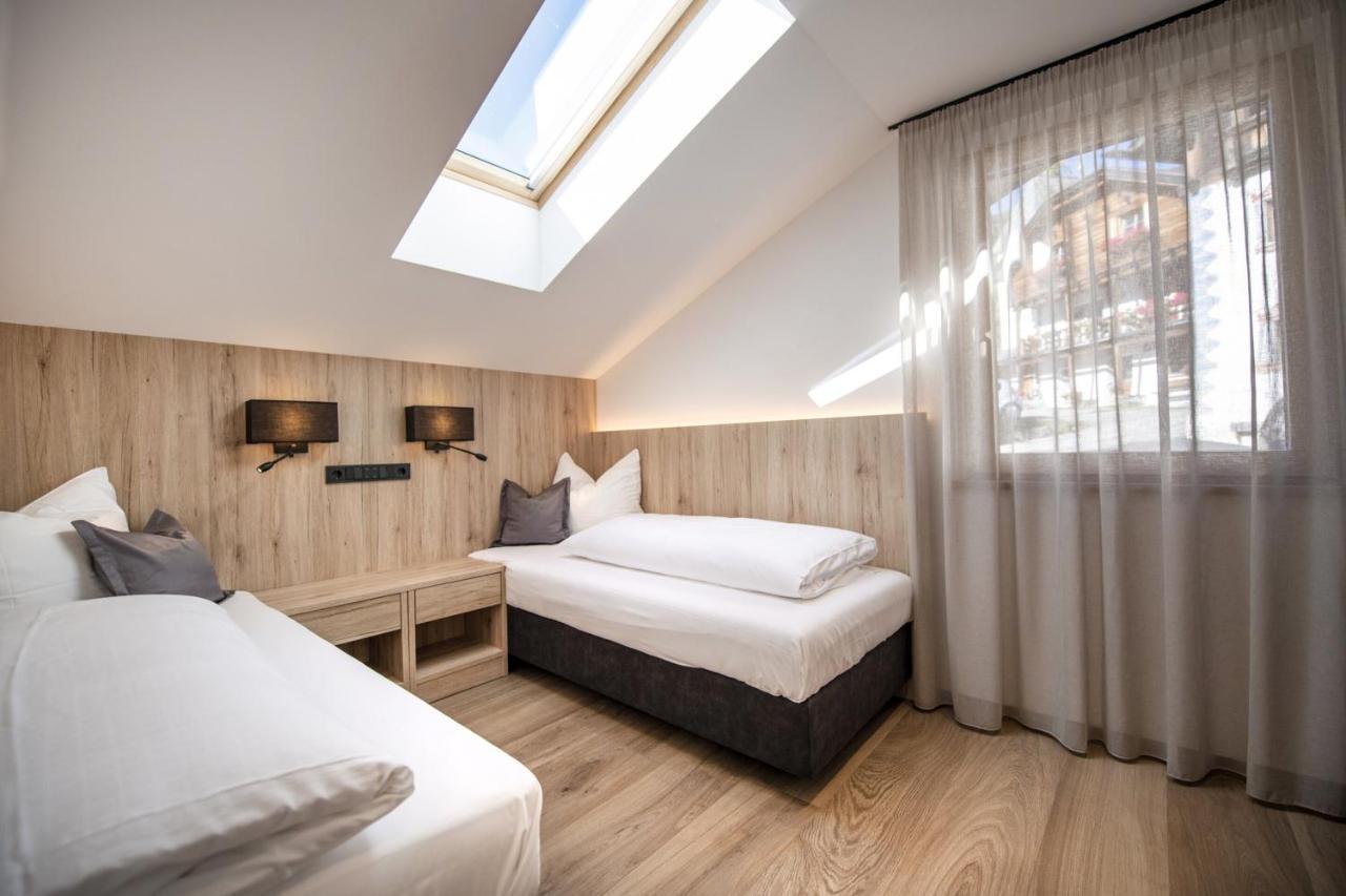 Apartments Dami Ортизей Екстериор снимка