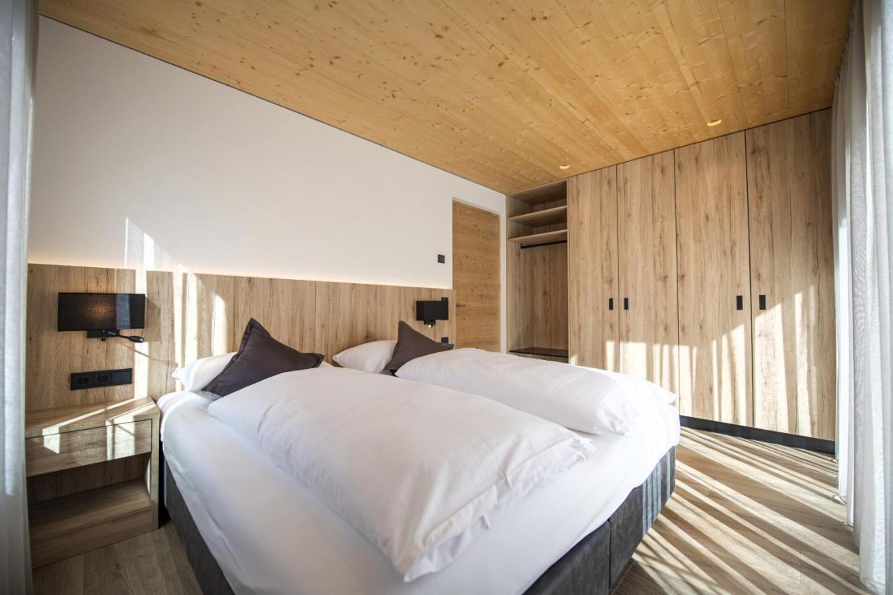 Apartments Dami Ортизей Екстериор снимка